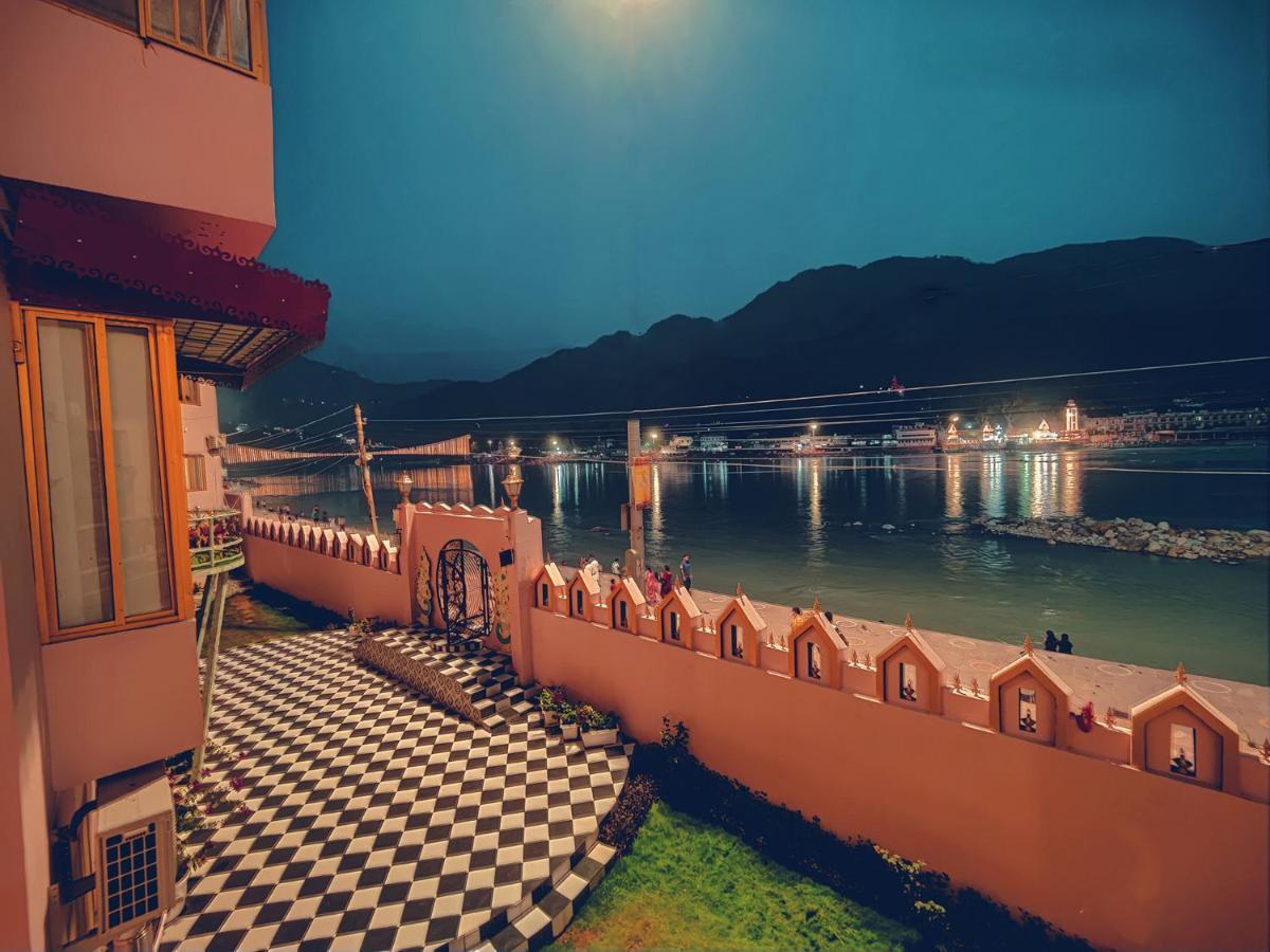 The Neeraj Ganga Heritage Palace リシケーシュ エクステリア 写真