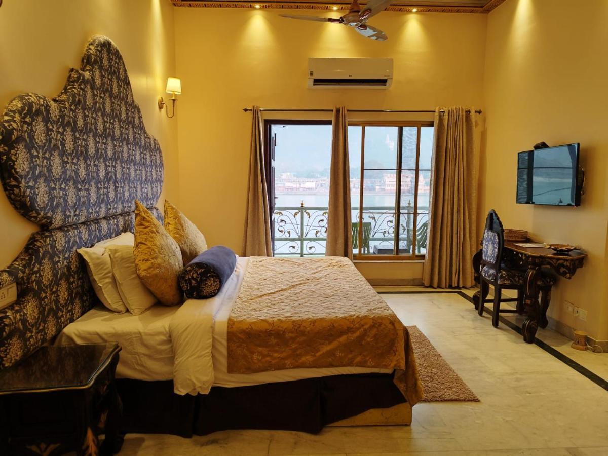 The Neeraj Ganga Heritage Palace リシケーシュ エクステリア 写真