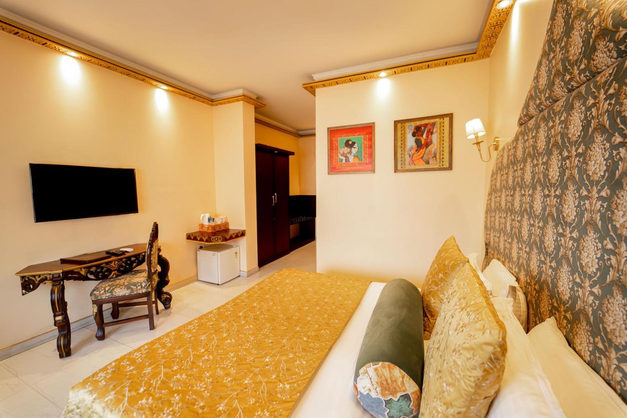 The Neeraj Ganga Heritage Palace リシケーシュ エクステリア 写真